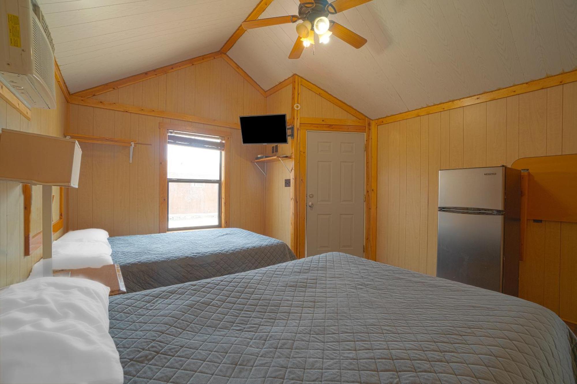 Grand Eagle Ford Lodge & Rv Park Tilden Eksteriør bilde